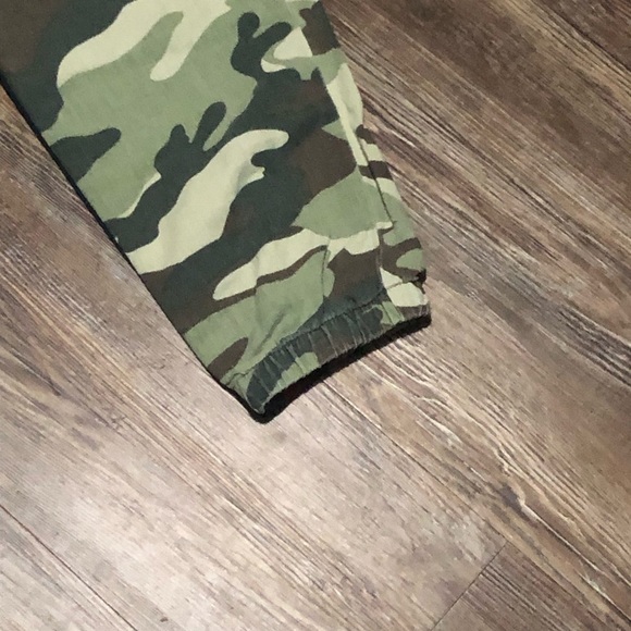 Mother The No Zip Misfit Pants Women's 27 Girl Boy Etc in Camouflage Wash Jogger - Picture 8 of 8